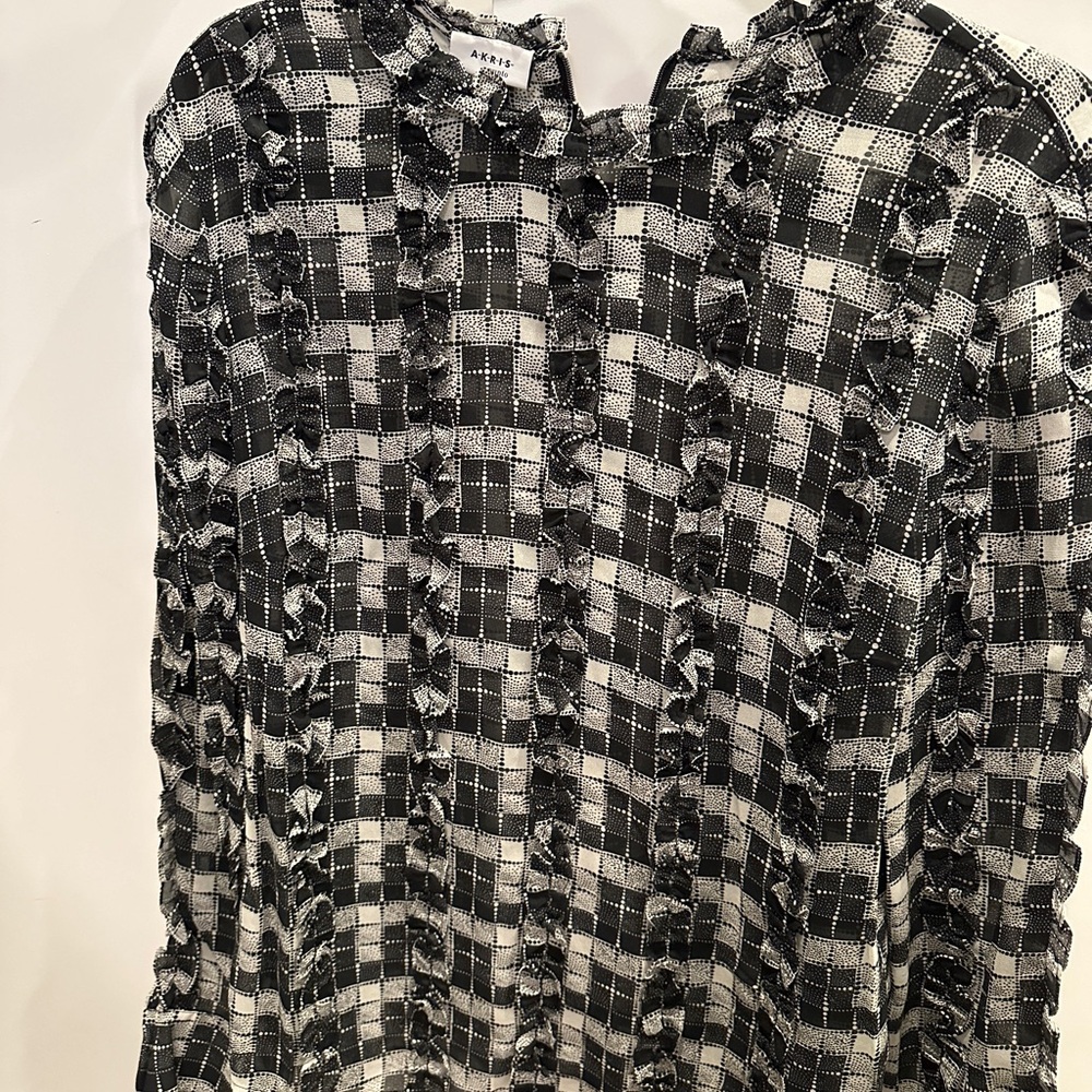 AKRIS Punto Blouse Black and Cream Pattern